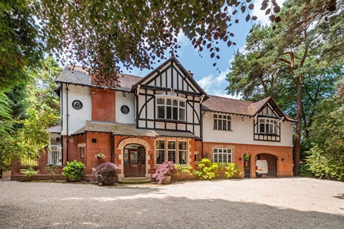 5 Bedroom Detached House For Sale In Streetly Wood, Sutton Coldfield, B74