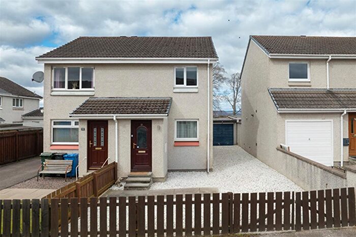 2 Bedroom Property For Sale In Blackthorn Road, Culloden, Inverness, IV2