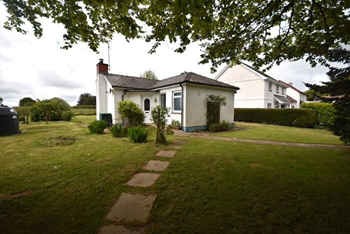 2 Bedroom Bungalow For Sale In Coedybryn, Llandysul, SA44