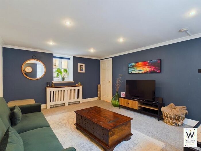 1 Bedroom Flat To Rent In Woodside Terrace Lane, Woodlands, Glasgow, G3