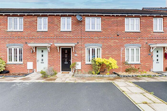 3 Bedroom Terraced House For Sale In Laxton Close, Aspley, Nottinghamshire, NG8