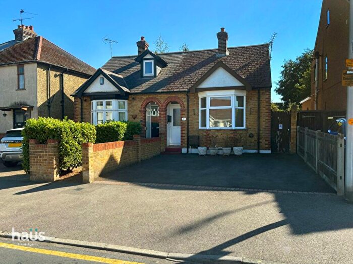 2 Bedroom Semi-Detached Bungalow For Sale In Thames Avenue, Rainham, Gillingham, ME8