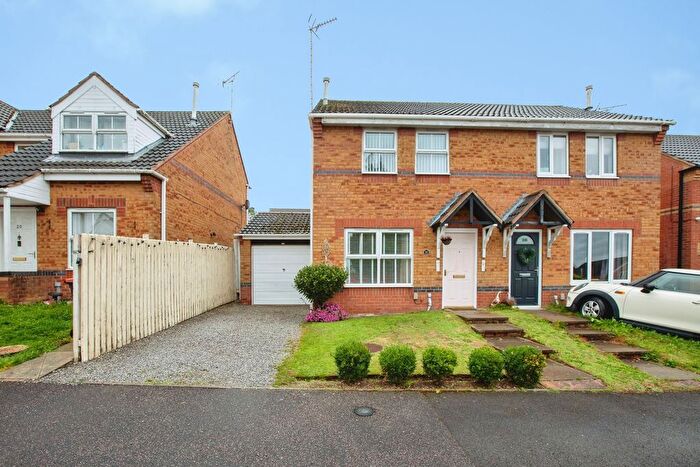 3 Bedroom Semi Detached House For Sale In All Saints Court, Huthwaite, Sutton-In-Ashfield, Nottinghamshire, NG17