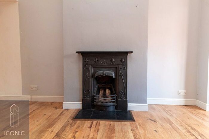 3 Bedroom End Of Terrace House For Sale In Churchill Road, Norwich, NR3