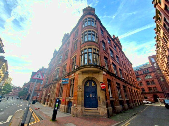 2 Bedroom Apartment To Rent In Princess Street, M1