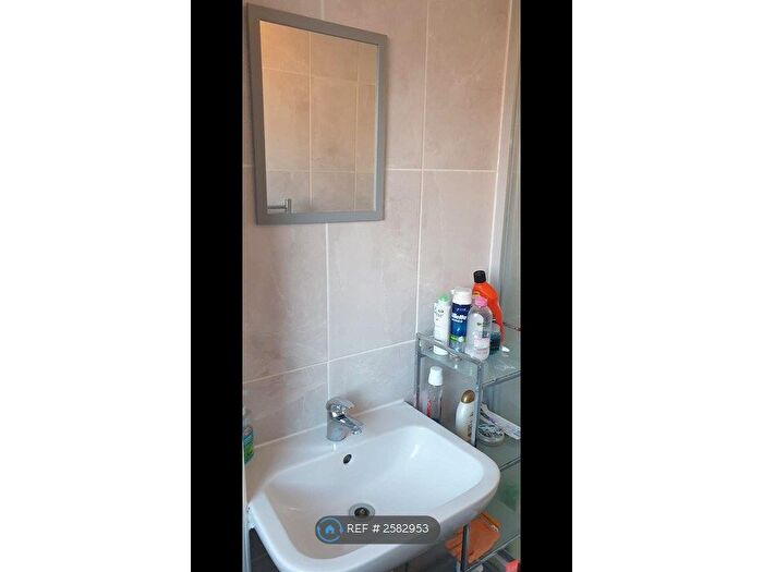 4 Bedroom Terraced House To Rent In Stoughton Close, London, SE11