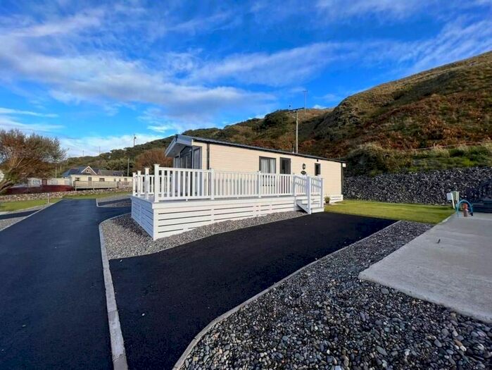 2 Bedroom Lodge For Sale In Lendalfoot, Girvan, KA26