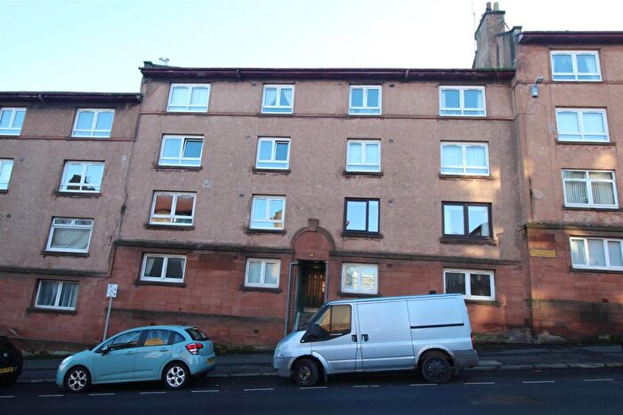 2 Bedroom Flat To Rent In Sir Michael Street, Greenock, PA15