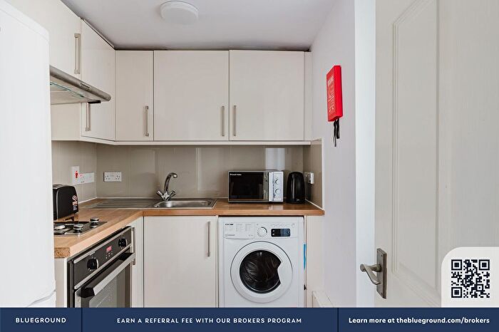 1 Bedroom Flat To Rent In Camden Town, London, NW1