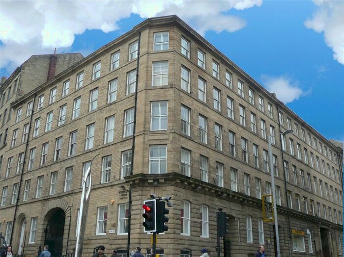 1 Bedroom Flat To Rent In Netherwood Chambers, A Manor Row, Bradford, West Yorkshire, BD1