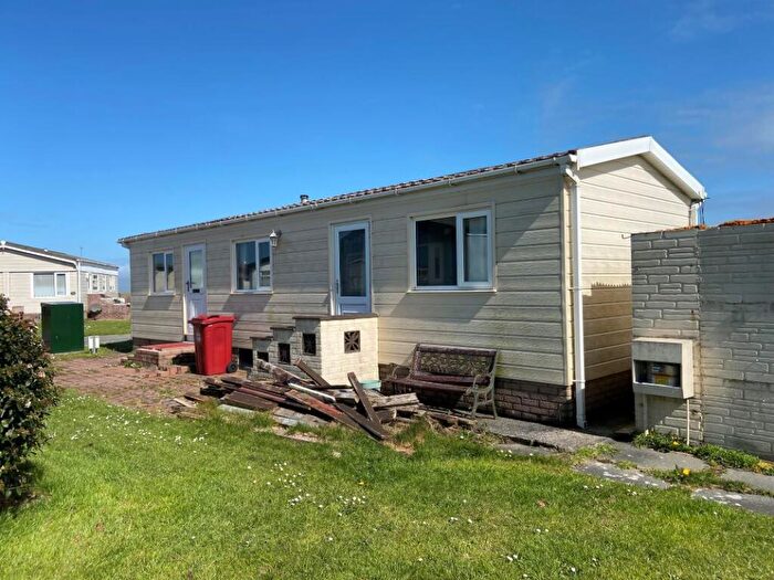 1 Bedroom Park Home For Sale In West Shore Park, Walney, Barrow-in-Furness, Cumbria, LA14