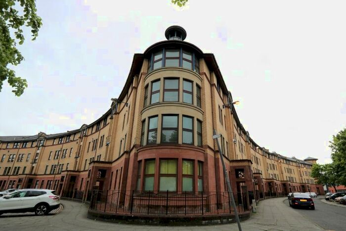 2 Bedroom Flat To Rent In St Ninian Terrace, Glasgow, G5