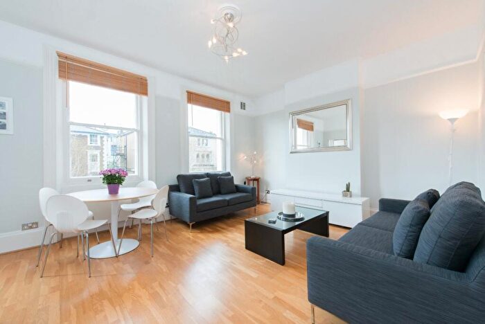 2 Bedroom Apartment To Rent In Priory Terrace, West Hampstead, London, NW6