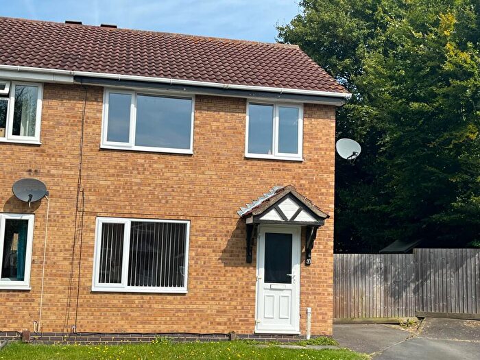 3 Bedroom Semi-Detached House To Rent In Hawthorn Drive, Melton Mowbray, LE13