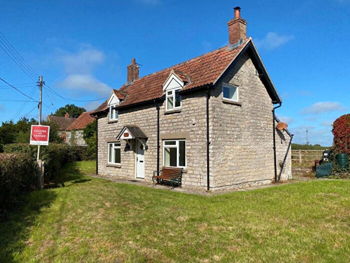 3 Bedroom Detached House For Sale In Hornblotton, Shepton Mallet, BA4