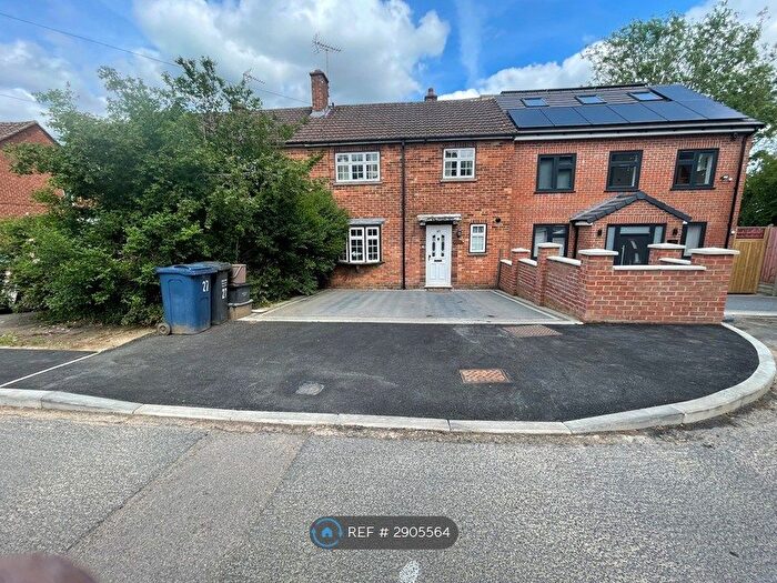 3 Bedroom Terraced House To Rent In Cavendish Close, Amersham, HP6