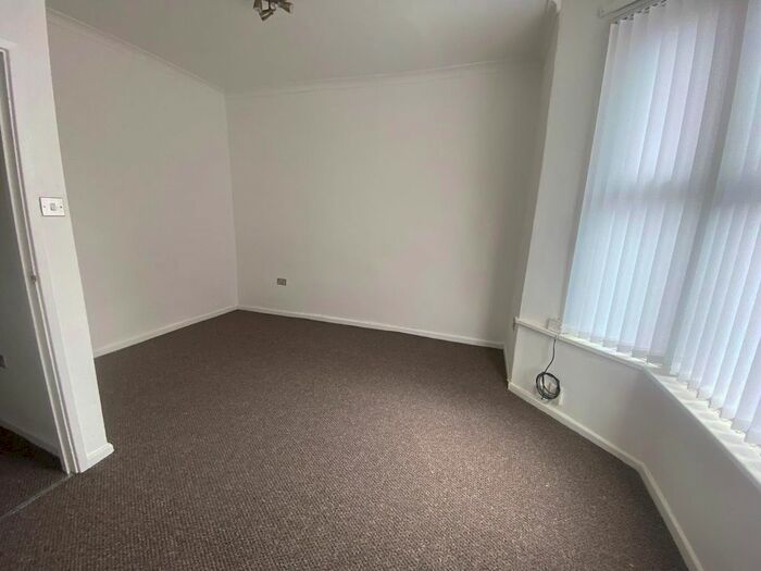 1 Bedroom Flat To Rent In Breeze Lane, Liverpool, L9