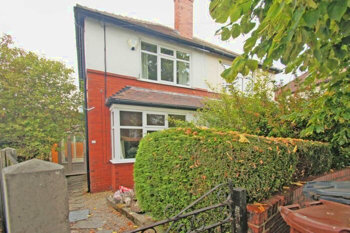 2 Bedroom Semi-Detached House To Rent In Castle Grove Avenue, Headingley, Leeds, LS6