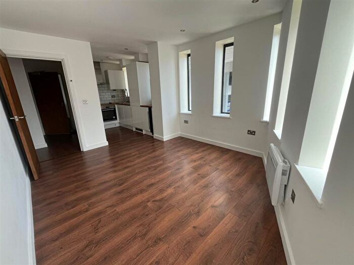 2 Bedroom Apartment To Rent In Carlton Square, Carlton, Nottingham, NG4