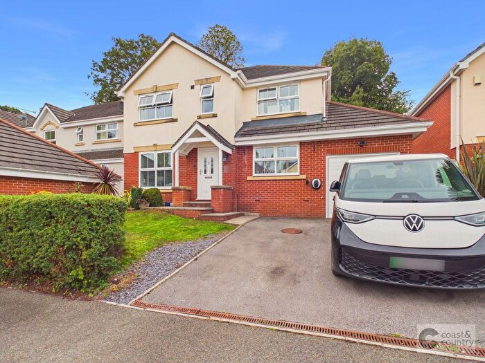4 Bedroom Detached House For Sale In Orleigh Avenue, Newton Abbot, TQ12