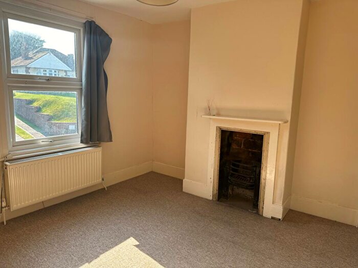 2 Bedroom Cottage To Rent In Cox Hill, Shepherdswell, CT15