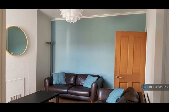 4 Bedroom Terraced House To Rent In Cecilia Road, Leicester, LE2