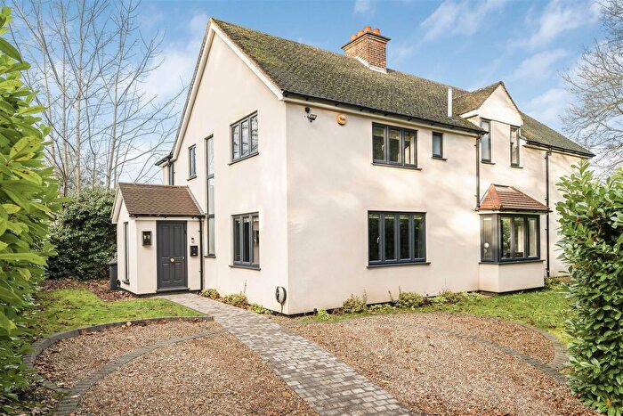 5 Bedroom Detached House For Sale In Cobden Hill, Radlett, WD7