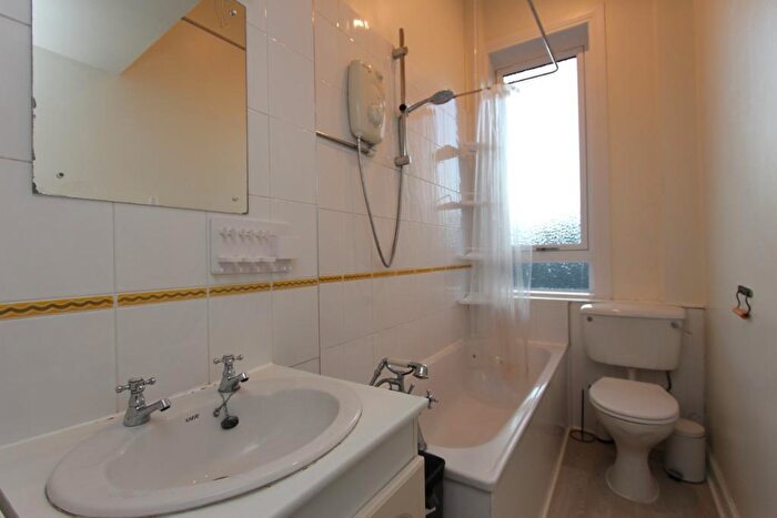 1 Bedroom Flat To Rent In Comely Bank Row, Comely Bank, Edinburgh, EH4