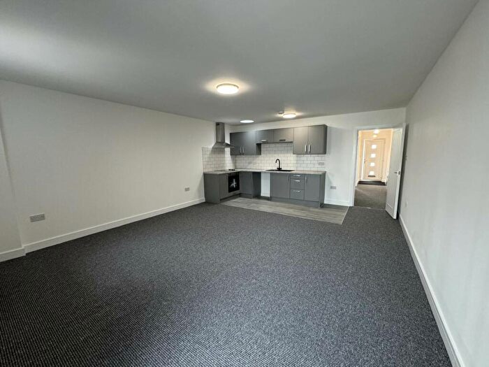 1 Bedroom Flat To Rent In Halesowen Road, Cradley Heath, B64