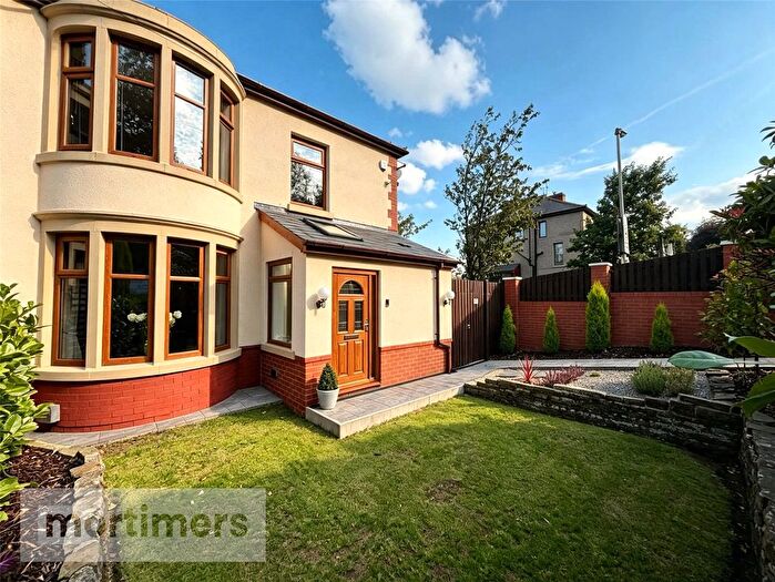 5 Bedroom Semi-Detached House For Sale In Manchester Road, Accrington, Lancashire, BB5