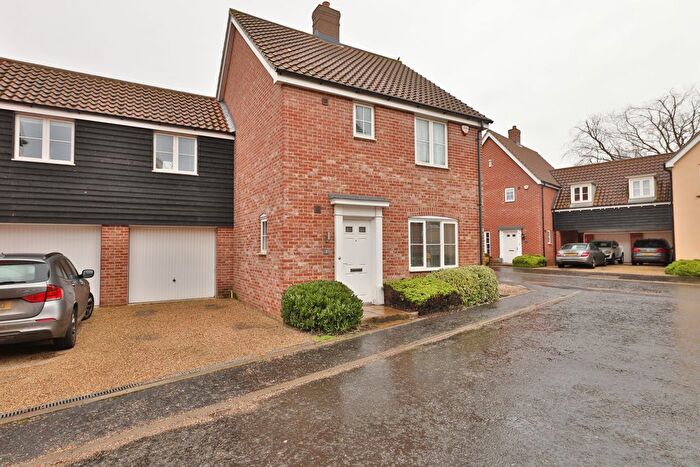 3 Bedroom Detached House For Sale In Cozens-Wiley Road, Little Plumstead, Norwich, NR13