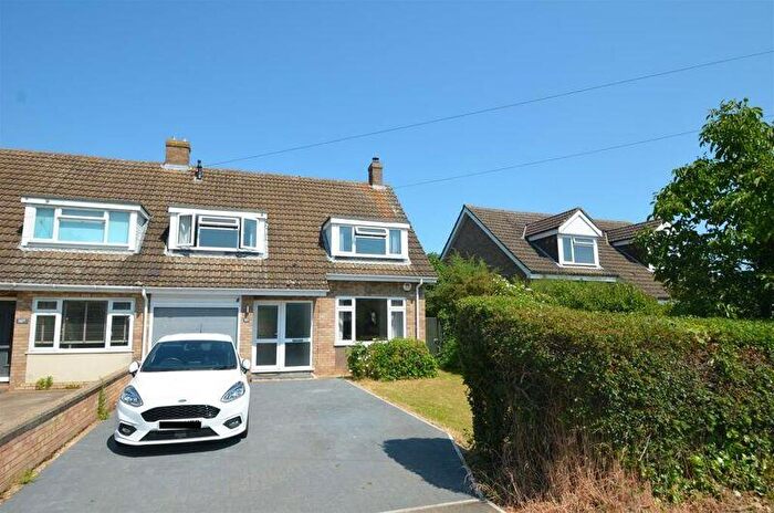 3 Bedroom Semi Detached House For Sale In Church Road, Willington, MK44