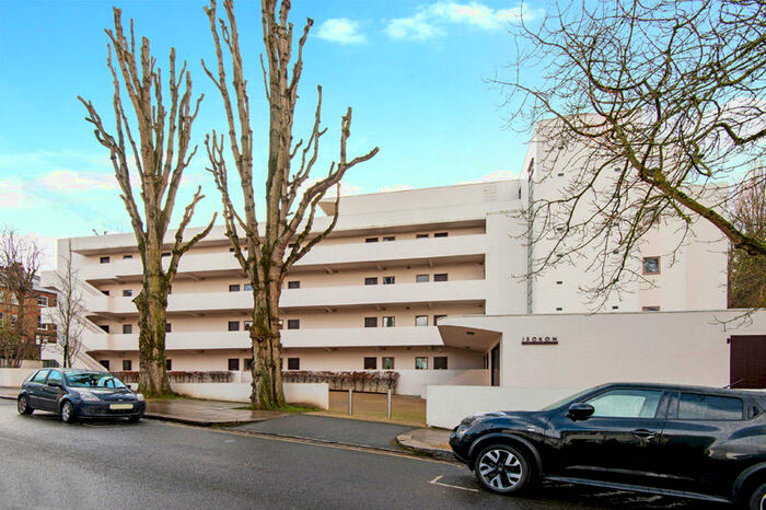 Studio To Rent In Isokon, Lawn Road, Belsize Park, NW3