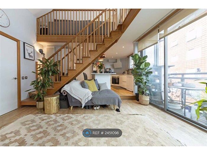 2 Bedroom Flat To Rent In Tanner Street, London, SE1