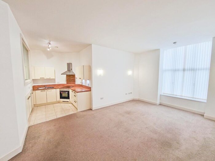 2 Bedroom Flat To Rent In Silk Mill, Dewsbury Road, Elland, West Yorkshire, HX5