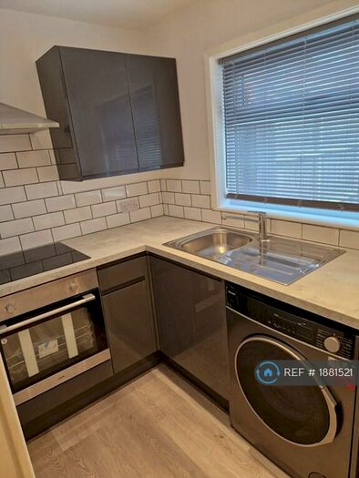 1 Bedroom Flat To Rent In Wavertree, Liverpool, L15