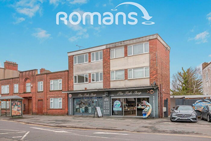 3 Bedroom Maisonette To Rent In Frimley Road, GU15