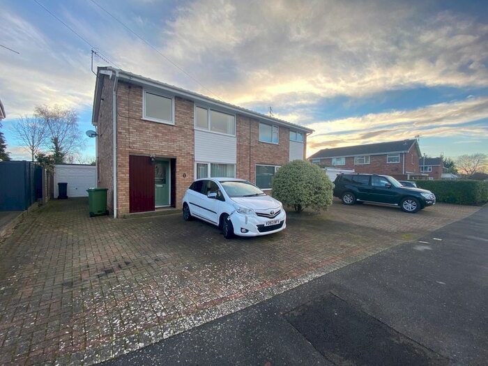 3 Bedroom Property To Rent In Hudson Close, Worcester, WR2