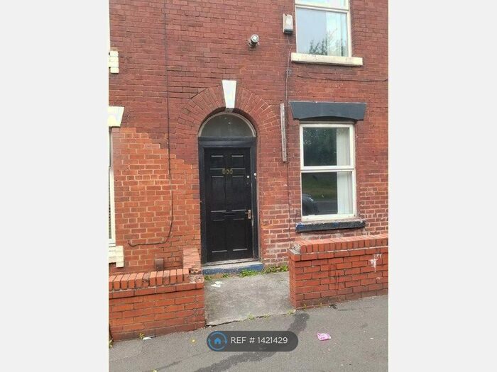 2 Bedroom Terraced House To Rent In Hollins Road, Oldham, OL8