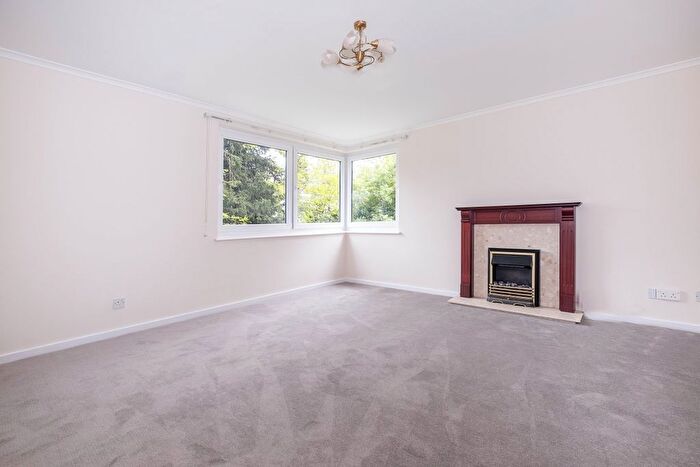 2 Bedroom Flat To Rent In Ewell Road, Surbiton, KT6