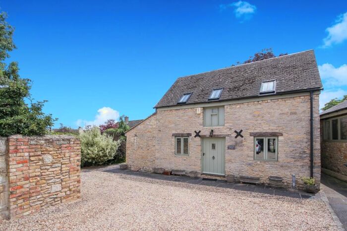 2 Bedroom House For Sale In North Street, Islip, Kidlington, Oxfordshire, OX5