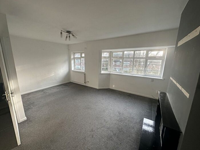 2 Bedroom Maisonette To Rent In Harrowdene Road, Wembley, HA0