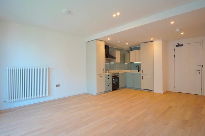1 Bedroom Flat To Rent In Calville House, Ronalds Road, London, TW8