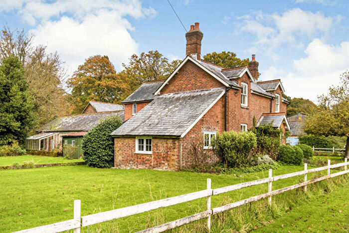 5 Bedroom Detached House To Rent In Sparsholt, Winchester, SO21