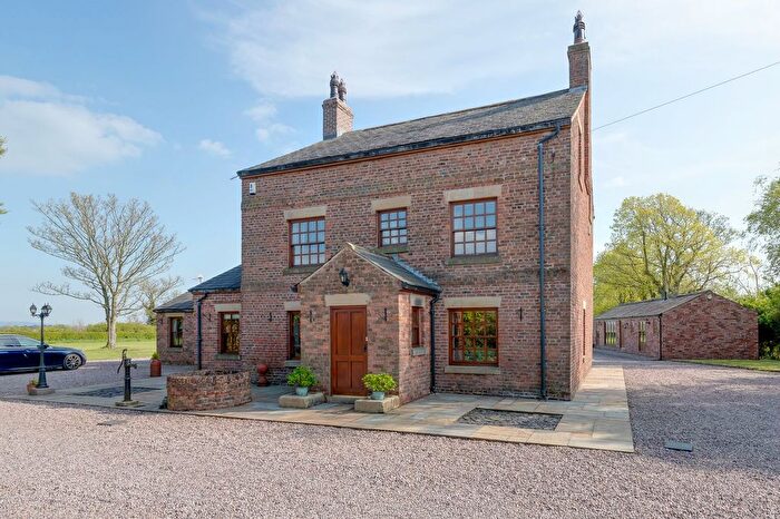 5 Bedroom Detached House To Rent In Town Lane, Much Hoole, PR4