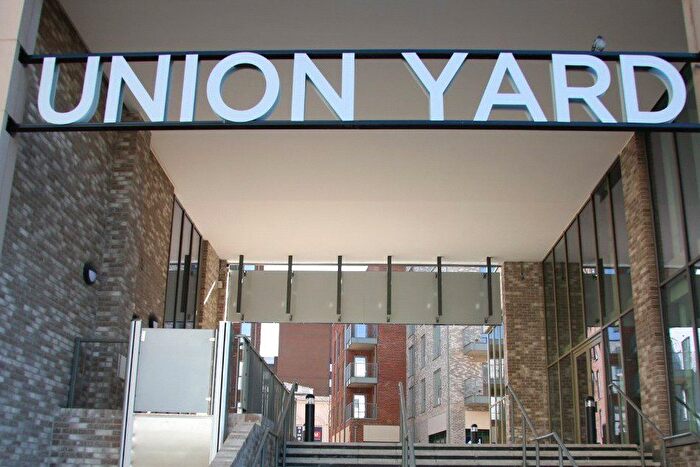 2 Bedroom Flat For Sale In Union Yard, Aldershot, Hampshire, GU11