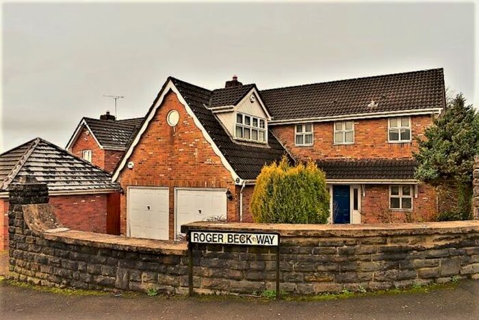 4 Bedroom Property To Rent In Roger Beck Way, Sketty, Swansea. SA2