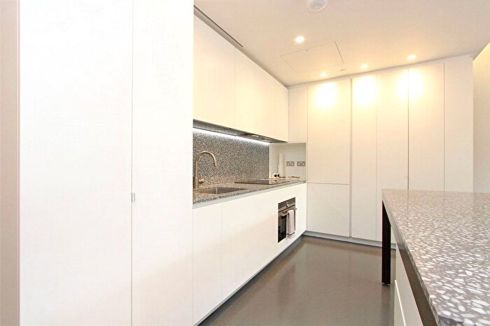 2 Bedroom Flat To Rent In The Helios, Wood Lane, London, W12