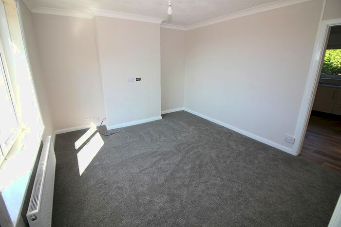 3 Bedroom End Of Terrace House To Rent In Peters Park Lane, St. Budeaux, Plymouth, PL5