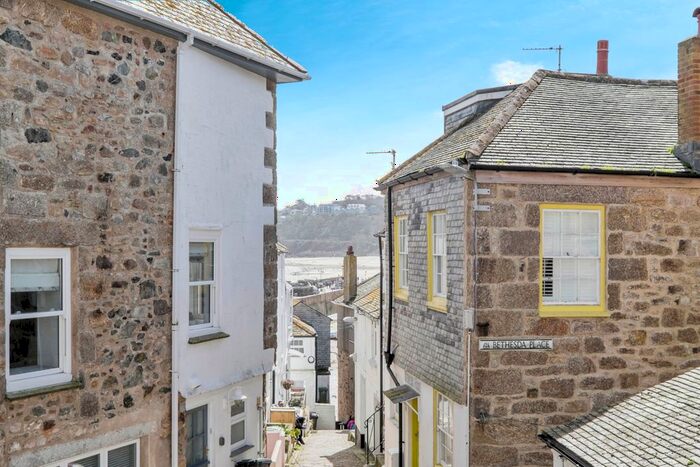 3 Bedroom End Of Terrace House For Sale In Back Road East, St. Ives, TR26